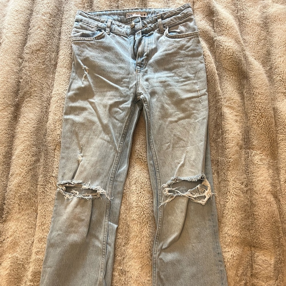 Boot cut Zara jeans size 4
